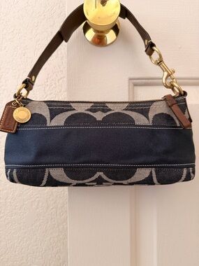 Coach Denim Signature Shoulder Bag Purse Navy Blue 11177 Vintage 2000’s Y2K EC